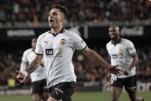 El Valencia electrocuta al Athletic con un chispazo de Hugo Duro y mira a Europa | LaLiga EA Sports 2023