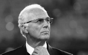 El fútbol alemán llora la muerte de Franz Beckenbauer, el mejor futbolista de toda su historia |