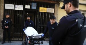 El juez manda a prisión al detenido por la muerte del canónigo de la Catedral de Valencia