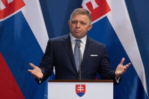 El primer ministro eslovaco vetará la entrada de Ucrania en la OTAN para evitar la Tercera Guerra Mundial