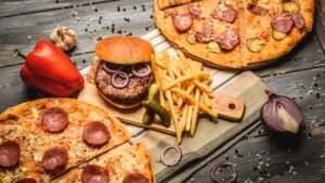 El restaurante de Murcia donde puedes probar pizzaburger, una espectacular combinación de pizza y hamburguesa