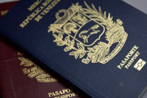 En 200 dólares quedó precio para emitir pasaporte venezolano