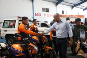 Entregan nueva flota de motos a organismos de seguridad de Miranda - Yvke Mundial