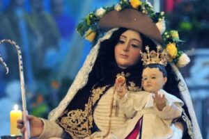 Estrenan documental que narra cómo la Divina Pastora sale de la Basílica de Santa Rosa en Barquisimeto a una tradicional procesión (+Video)