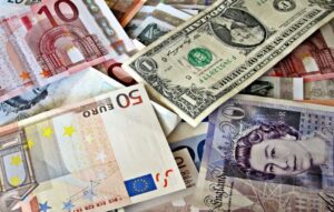 Euro cierra la semana por debajo de los $1,09
