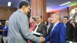 "Excelente reunión", Maduro tras instalar el Consejo Federal de Gobierno