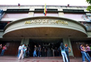 Fiscalía investiga a jueza por vínculos con el Tren de Aragua