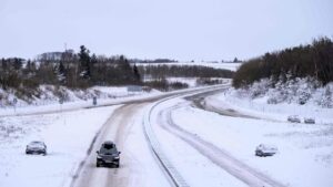 Frío gélido en Escandinavia y Rusia y alerta por inundaciones en Inglaterra