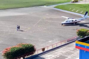Gobernador de Yaracuy confirma activación de la ruta aérea San Felipe - Maiquetía