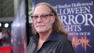 Greg Nicotero está trayendo la novela de terror Swan Song a la vida televisiva