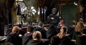 Hogwarts contrata un profesor del Sebin para que enseñe el truco de desaparecer gente