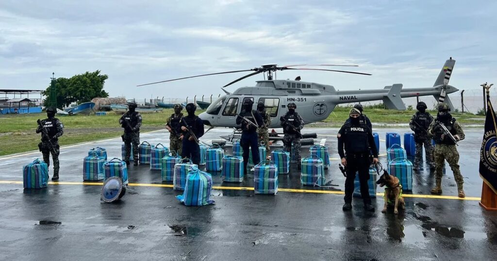 Incautadas 1,5 toneladas de cocaína en dos operaciones en Ecuador