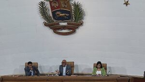 Jorge Rodríguez ordena identificar a diputados que votaron por continuidad de AN de 2015 y amenaza a partidos con confiscar propiedades