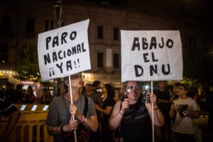 La Cámara Nacional del Trabajo de Argentina suspende parte del gran decreto impulsado por Milei