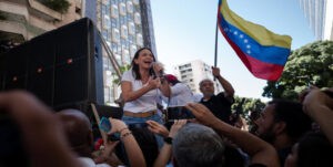 La demanda de levantar las inhabilitaciones en Venezuela supera el 70%