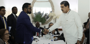 La patética e irresponsable farsa de Maduro en la disputa territorial con Guyana