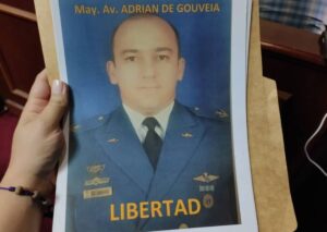 Le revocaron libertad plena al mayor Adrián De Gouveia, a menos de un mes de su excarcelación