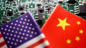 Legisladores presionan para limitar la inversión estadounidense en tecnología china