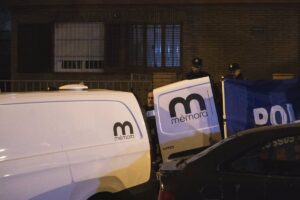 Los Mossos creen que el hombre muerto junto a sus hijos en Barcelona les mató y luego se suicidó