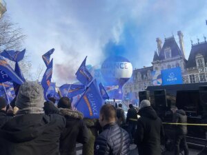Los policas franceses denuncian su "explotacin" de cara a los Juegos de Pars: "Sin nosotros, no podrn celebrarse"