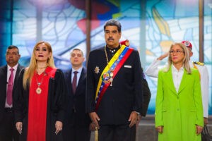 Maduro aseguró que este año habrá presidenciales y lanzó deleznable comentario sobre María Corina Machado: “Doña violencia” (+Videos)