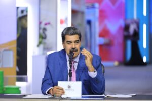 Maduro rechaza la “violencia desatada” en Ecuador y pide el “pronto restablecimiento del orden”