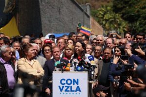 María Corina Machado: Quiera o no, Maduro se va a medir conmigo en las presidenciales