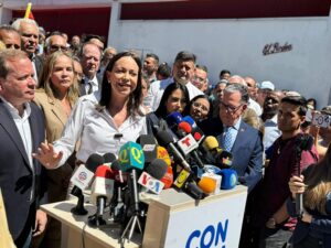 María Corina Machado refuerza su estrategia electoral pese a obstáculos
