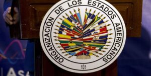 OEA rechaza violencia en Ecuador y da un espaldarazo a Noboa