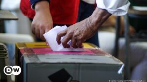 Observadores cuestionan proceso electoral en El Salvador – DW – 24/01/2024