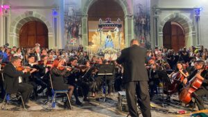 Orquesta Mavare interpretó 17 piezas en honor a la Divina Pastora
