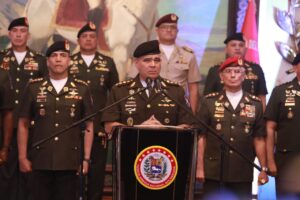 Padrino López y comandantes de REDI declaran «lealtad» a Maduro frente a denuncias de conspiraciones