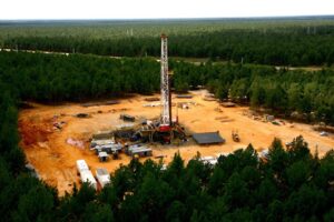 Petrolera canadiense operará con Pdvsa la empresa Vencupet
