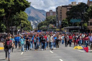 Poco #23Ene y mucha furia bolivariana en marcha oficialista