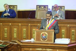 Políticos condenan que Maduro no aumente el salario mínimo