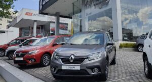 Renault fue la marca que más carros vendió en 2023 en Colombia, pero tuvo lío