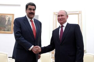 Rusia quiere que Maduro viaje a Moscú pero continúa sin darle fecha a la visita