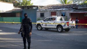 Un hombre mata a golpes a su hijastra en El Salvador