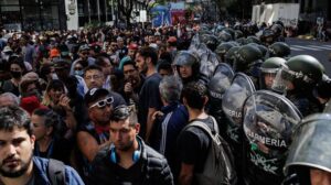 Un tribunal de Argentina declara inválida la reforma laboral de Milei