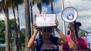 Venezolanos conmemoran caída de la dictadura de 1958 entre denuncias de persecución y conspiraciones