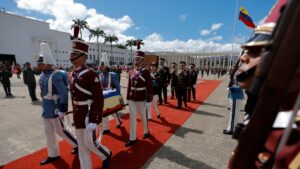 Venezuela intenta elevar patriotismo en disputa con Guyana al ofrecer honores a héroe del siglo XIX