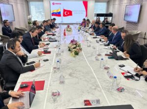 Venezuela y Turquía suscriben un memorando para la cooperación en materia petrolera y gas