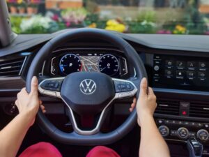 Volkswagen integrará sistema de IA ChatGPT en sus vehículos