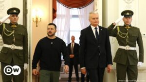Zelenski inicia en Vilnius gira por los países bálticos – DW – 10/01/2024