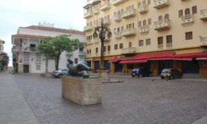 robaron un reloj Rolex en la Plaza San Diego de Cartagena a empresario vallenato - Otras Ciudades - Colombia