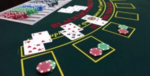 ¿Por qué el blackjack es tan popular en internet?