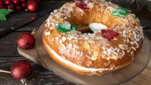¿Quién introdujo el roscón de Reyes a España? Significado y origen de esta tradición centenaria