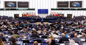 La Eurocámara apela a una "evaluación independiente" de la ley de amnistía y lamenta el bloqueo del CGPJ