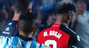 A Miguel Ángel Borja no le dieron penal en River Plate: periodistas argentinos explotan