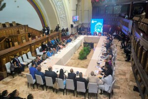 AN controlada por el chavismo inicia conversaciones con partidos políticos y precandidatos para definir la propuesta electoral 2024